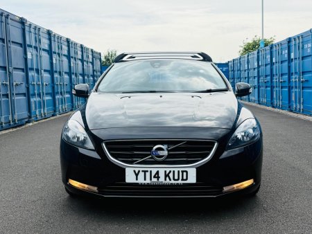 VOLVO V40 1.6 D2 ES Nav Euro 5 (s/s) 5dr